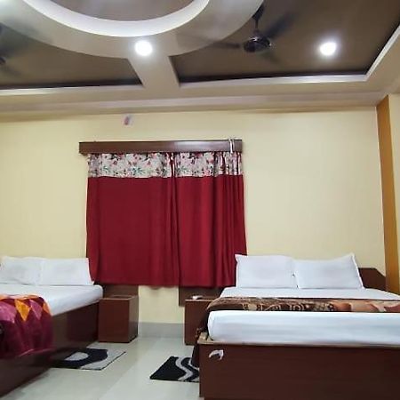 Hotel Nandanik Palace Fālākāta Esterno foto