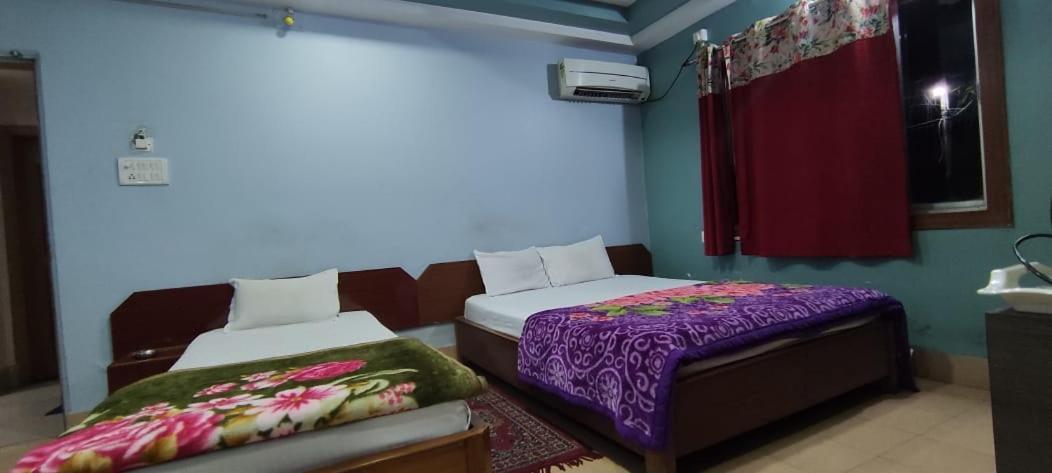 Hotel Nandanik Palace Fālākāta Esterno foto