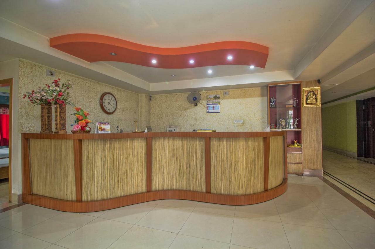 Hotel Nandanik Palace Fālākāta Esterno foto