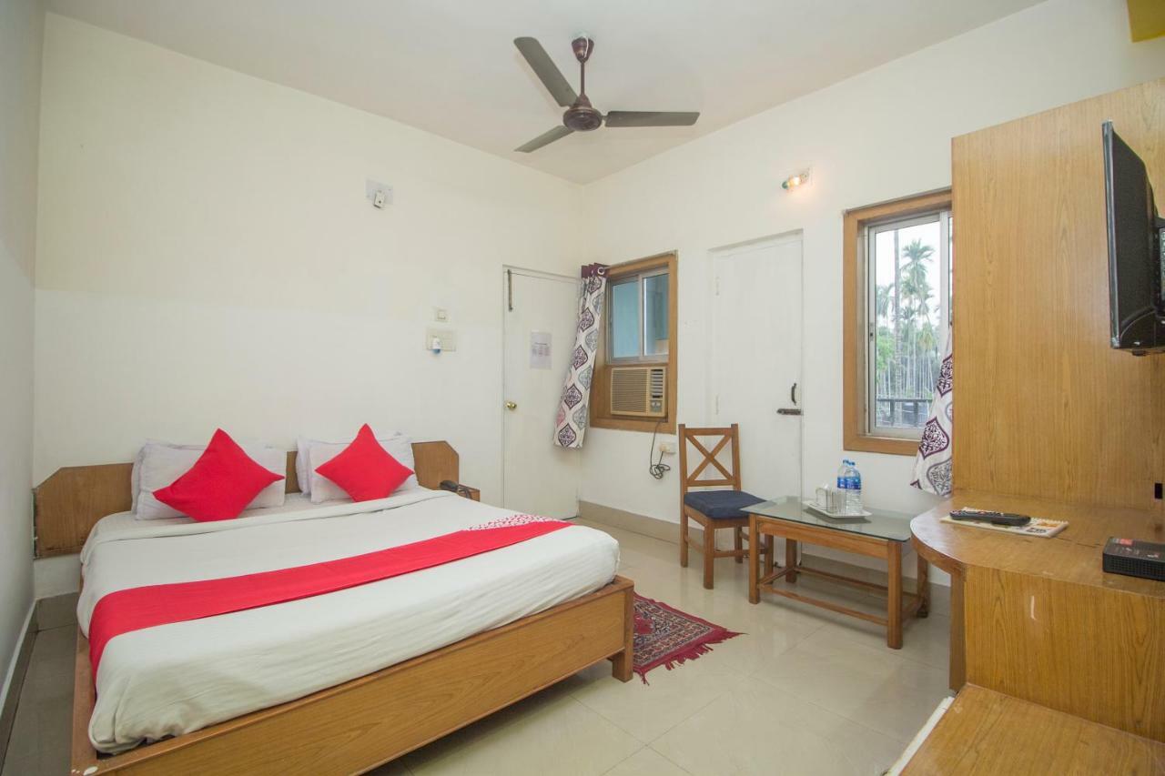Hotel Nandanik Palace Fālākāta Esterno foto